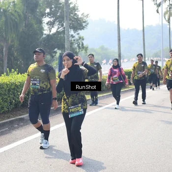 Runner Photo 6941103