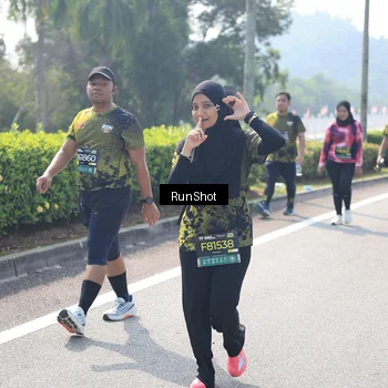 Runner Photo 6941107