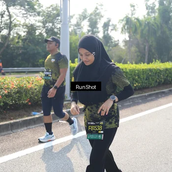 Runner Photo 6941119