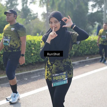Runner Photo 6941120