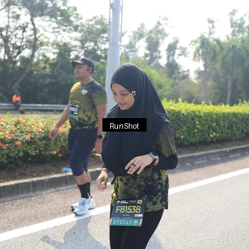 Runner Photo 6941122