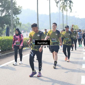Runner Photo 6941125