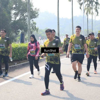 Runner Photo 6941126