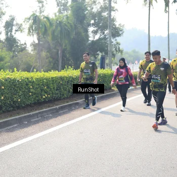 Runner Photo 6941127