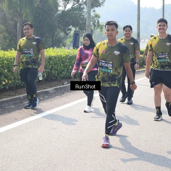 Runner Photo 6941135