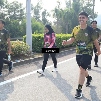 Runner Photo 6941140