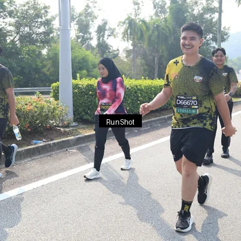 Runner Photo 6941141