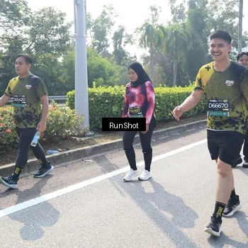 Runner Photo 6941142