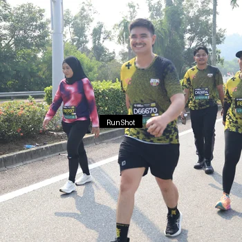 Runner Photo 6941144