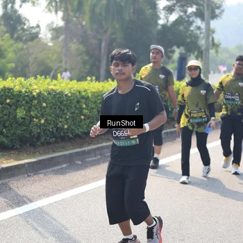 Runner Photo 6941167