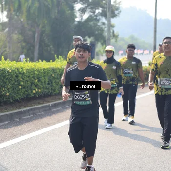 Runner Photo 6941170