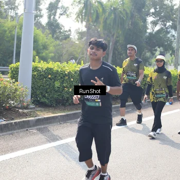 Runner Photo 6941171