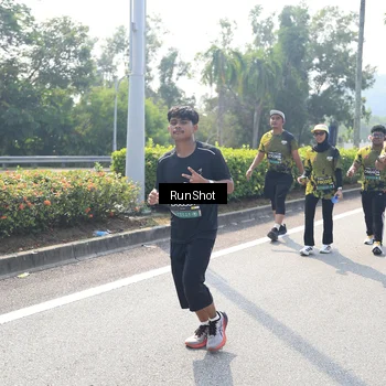 Runner Photo 6941174
