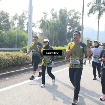 Runner Photo 6941193