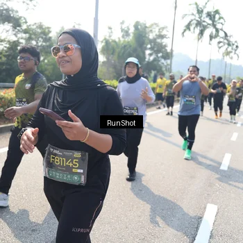 Runner Photo 6941211