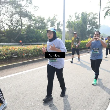 Runner Photo 6941217