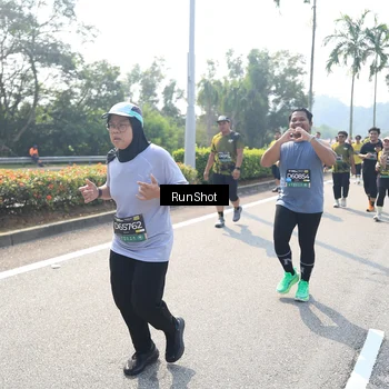 Runner Photo 6941219