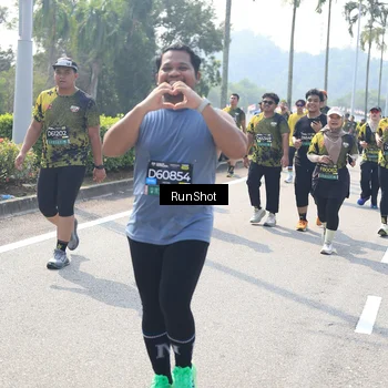 Runner Photo 6941221