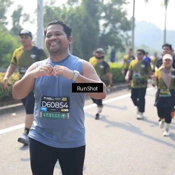 Runner Photo 6941228