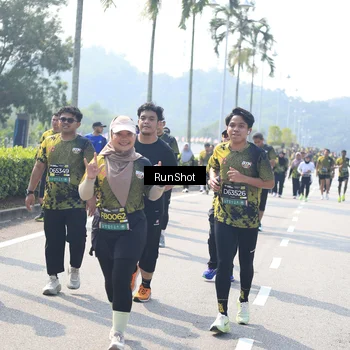 Runner Photo 6941232