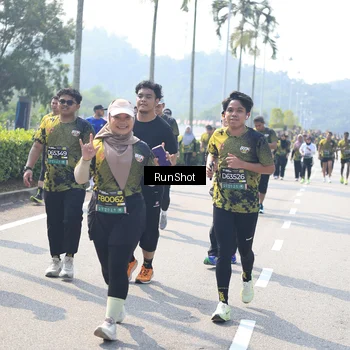 Runner Photo 6941234