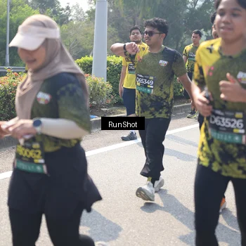 Runner Photo 6941247