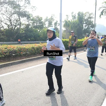 Runner Photo 6941260