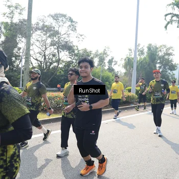 Runner Photo 6941265