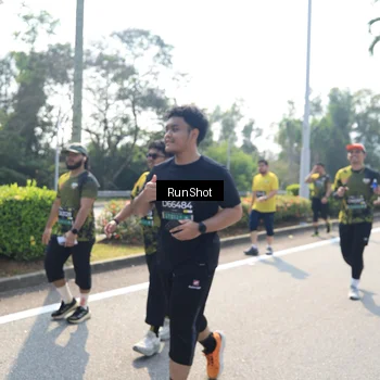 Runner Photo 6941269