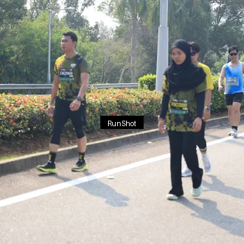 Runner Photo 6941287
