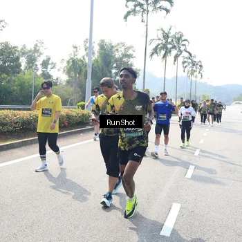 Runner Photo 6941299