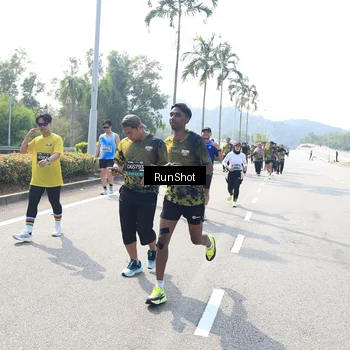 Runner Photo 6941301