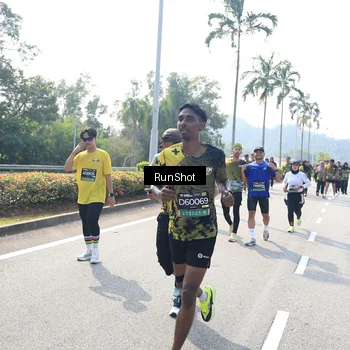 Runner Photo 6941311