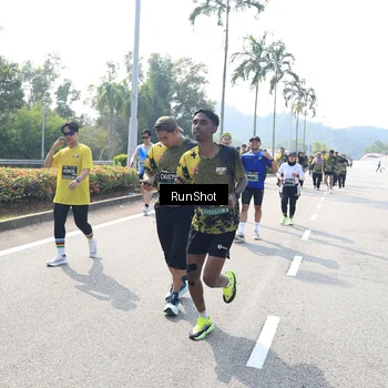 Runner Photo 6941312