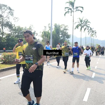 Runner Photo 6941316