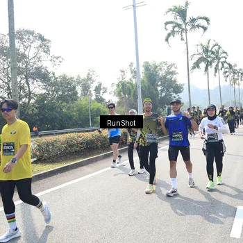 Runner Photo 6941324