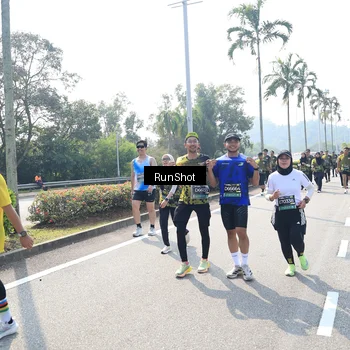 Runner Photo 6941326