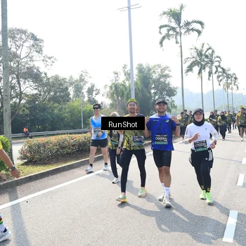 Runner Photo 6941328