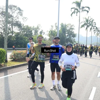 Runner Photo 6941338