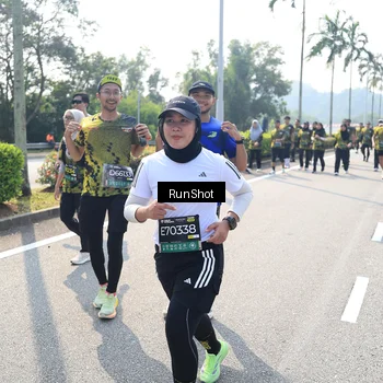 Runner Photo 6941343