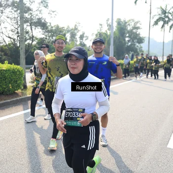 Runner Photo 6941345