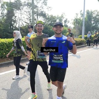 Runner Photo 6941353