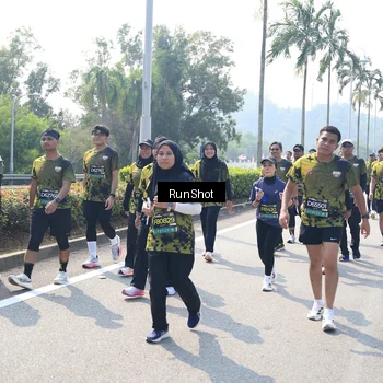 Runner Photo 6941379