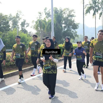 Runner Photo 6941386
