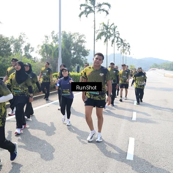 Runner Photo 6941390