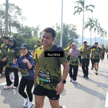 Runner Photo 6941400