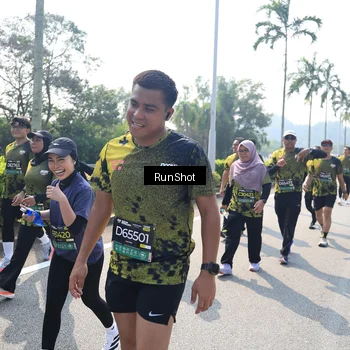 Runner Photo 6941403