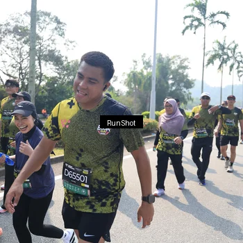 Runner Photo 6941404