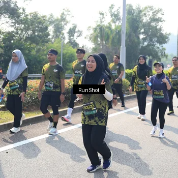 Runner Photo 6941429