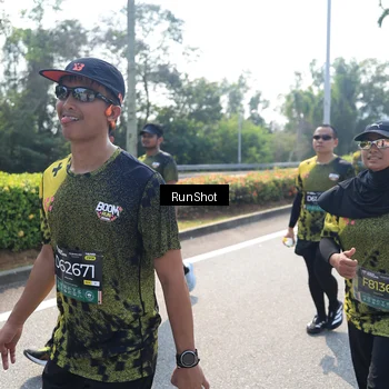Runner Photo 6941431